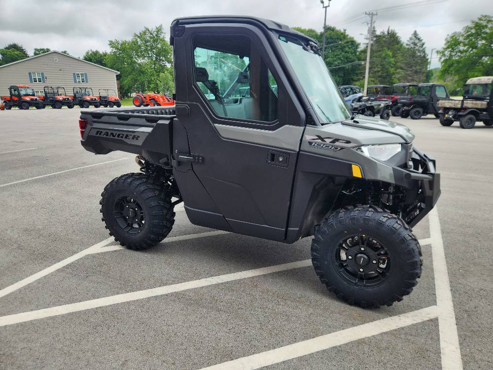 2027 Polaris RANGER XP 1000 CAB UTV