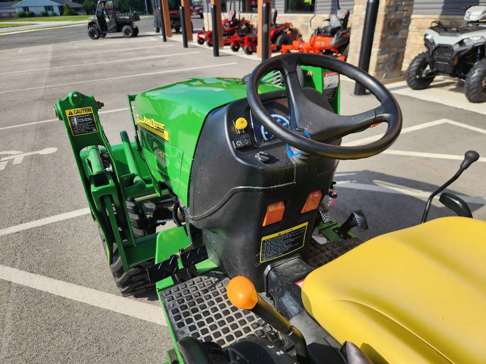 2009 John Deere 2520 Tractor